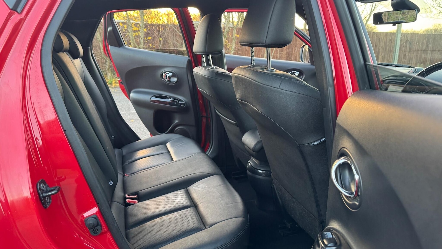 Used Nissan Juke 2015 for sale - 76899475: Photo 24