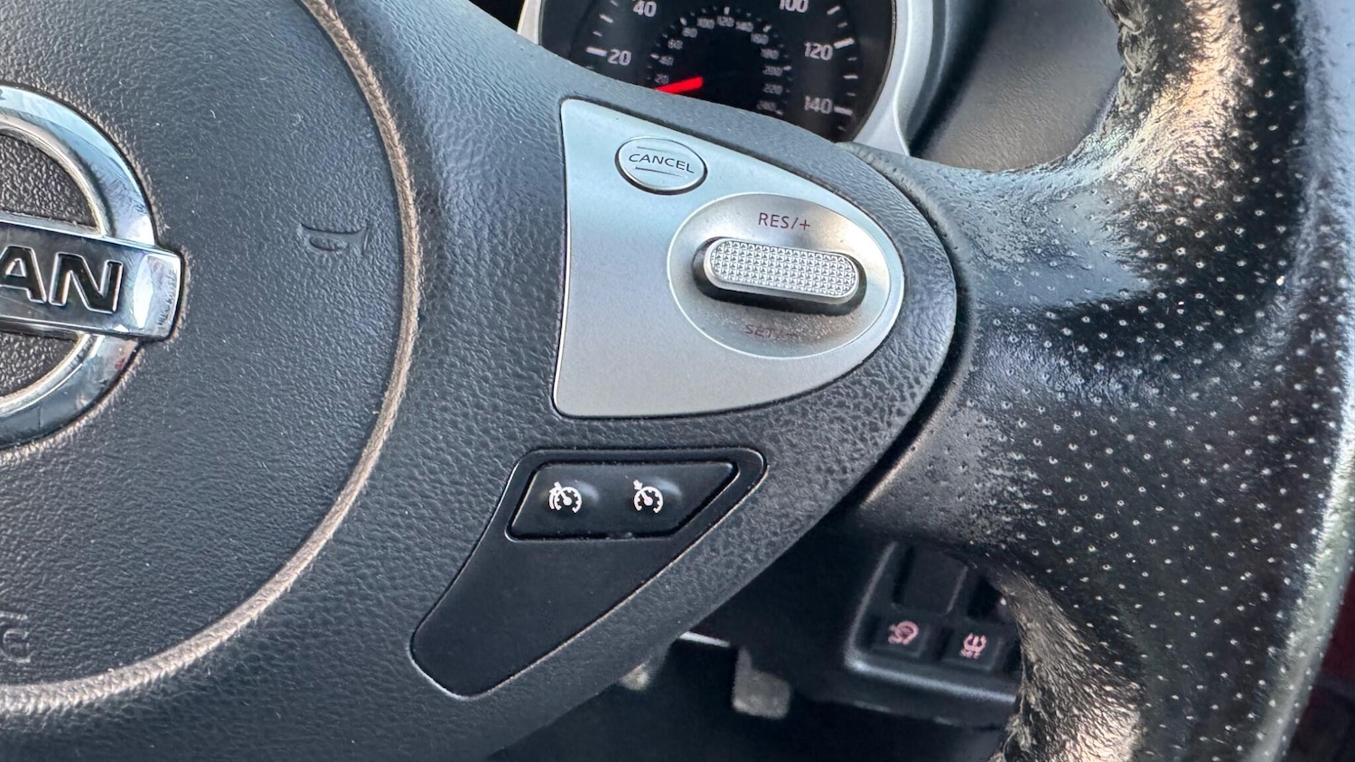 Used Nissan Juke 2015 for sale - 76899475: Photo 33