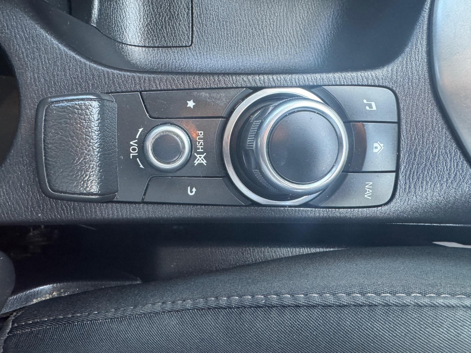 Used Mazda CX-3 2018 for sale - 78156566: Photo 35