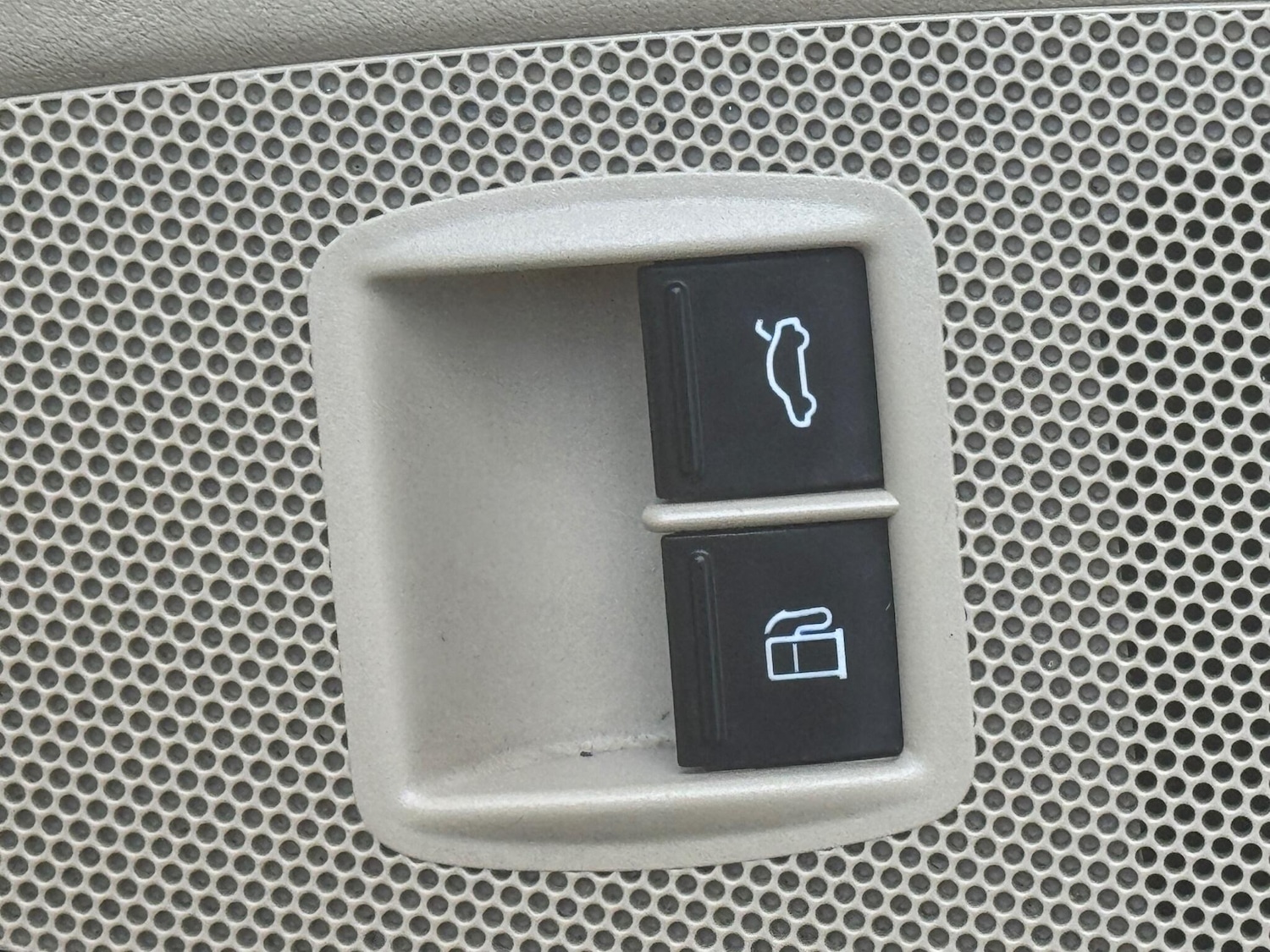 Used Volkswagen CC 2013 for sale - 78034630: Photo 26