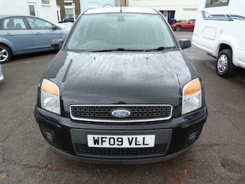 Used Ford Fusion 2009 for sale - 75723792: Photo
