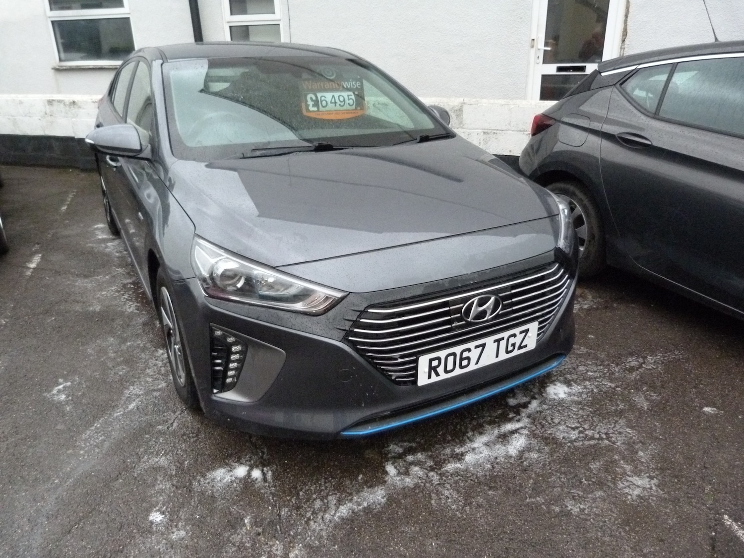 Used Hyundai IONIQ 2017 for sale - 76577729: Photo 2