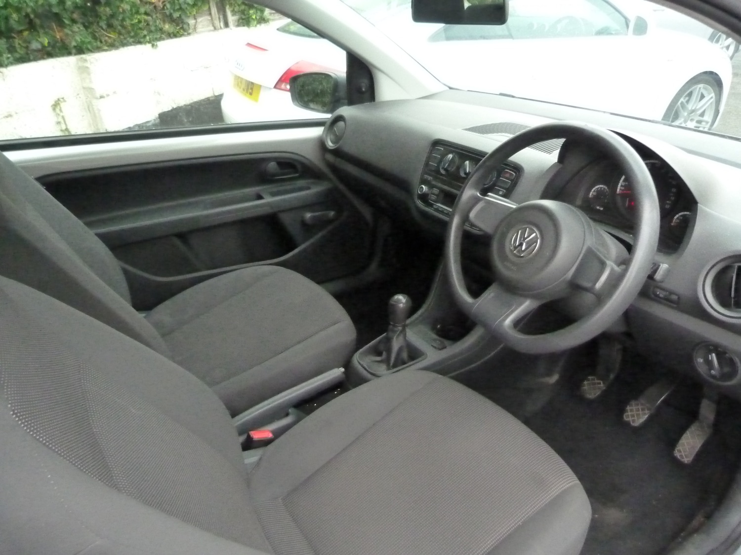 Used Volkswagen up! 2014 for sale - 76578191: Photo 7