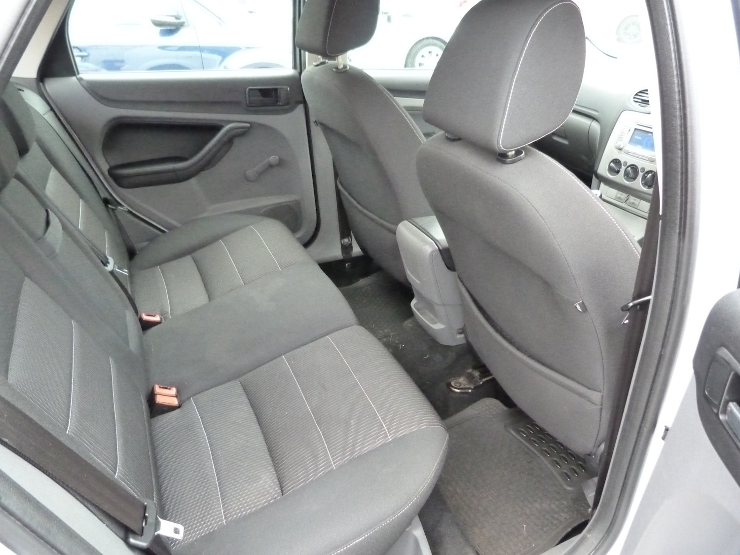 Used Ford Focus 2010 for sale - 76504748: Photo 10