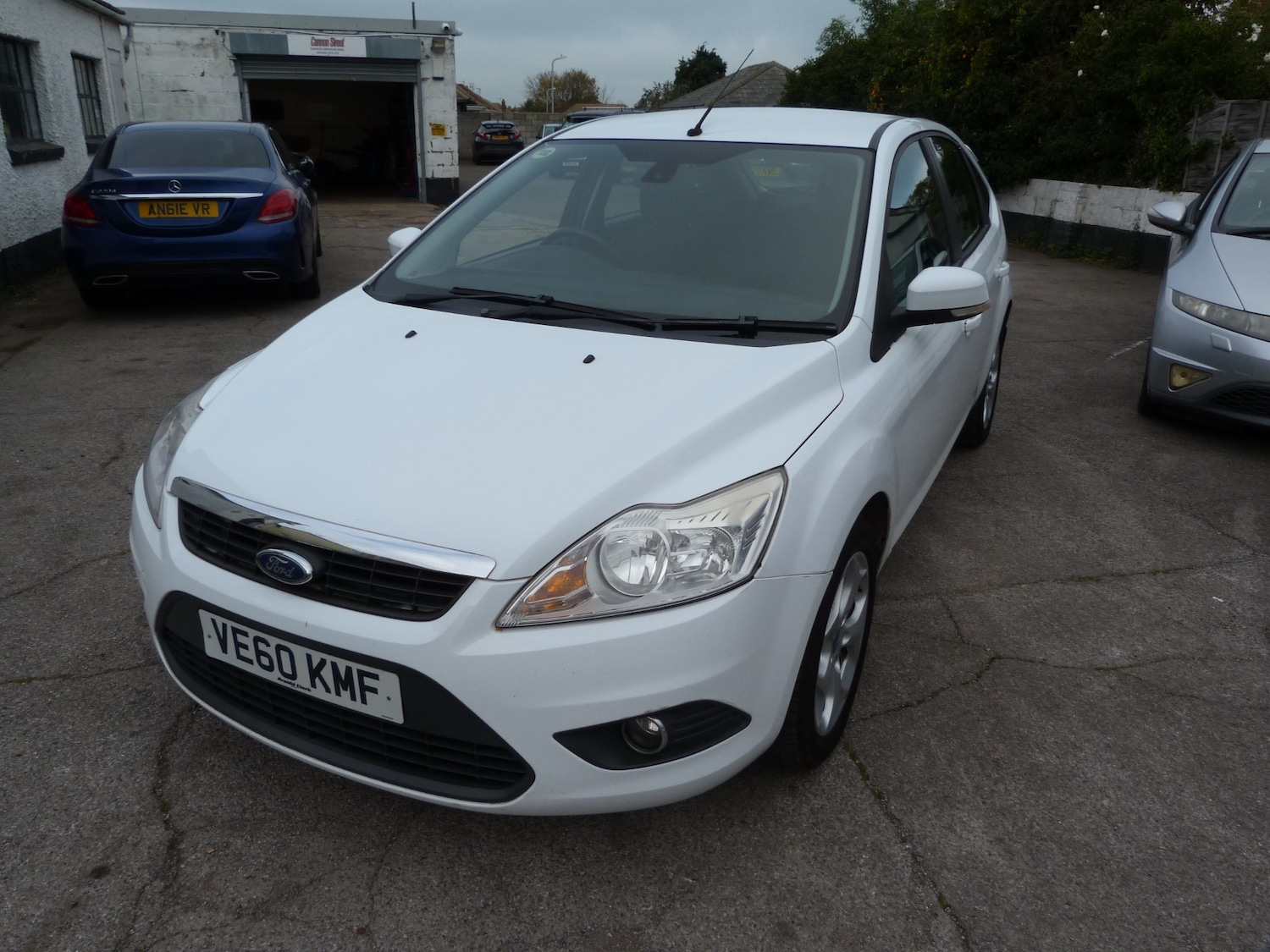 Used Ford Focus 2010 for sale - 76504748: Photo 2