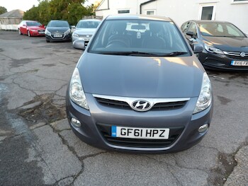 Used Hyundai i20 2011 for sale - 76556683: Photo