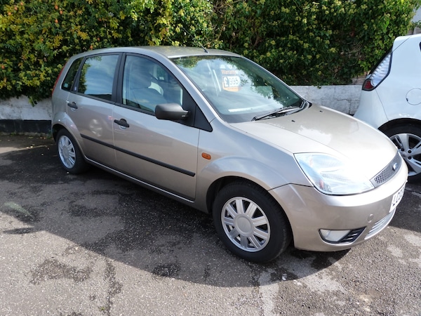 Cheap Ford Fiesta 2003 (03) - 1.4 Ghia 5dr for sale in Deal, Kent