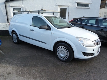 Vauxhall Astra Van feature image