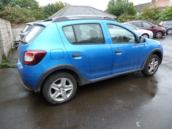Used Dacia Sandero Stepway 2014 for sale - 75723550: Photo