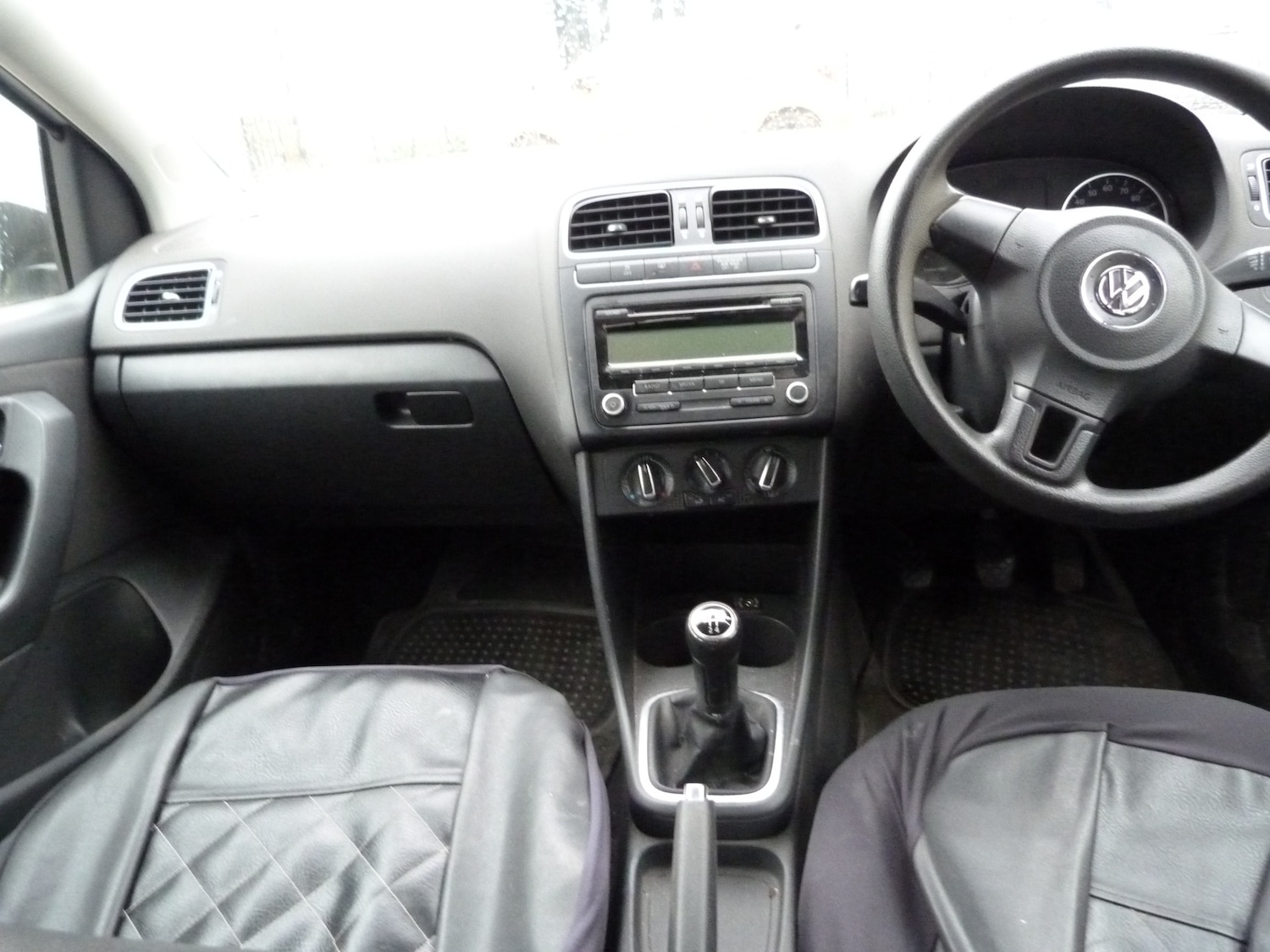 Used Volkswagen Polo 2010 for sale - 77776403: Photo 10