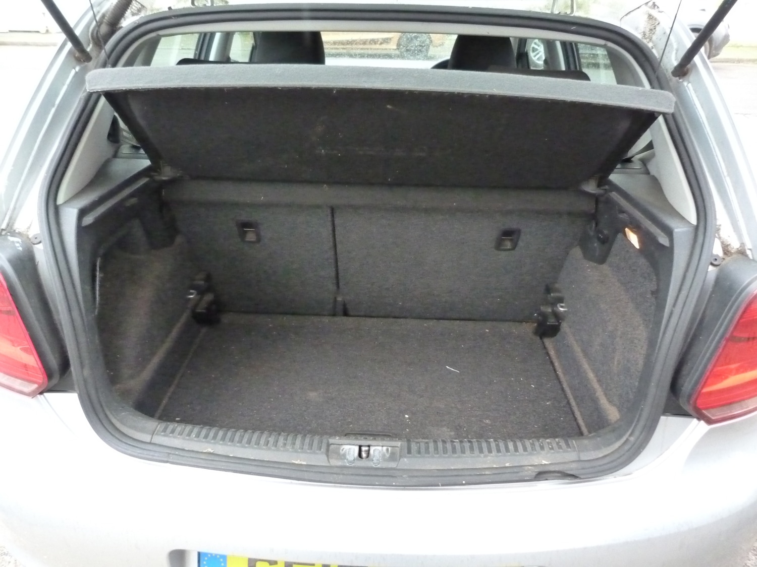 Used Volkswagen Polo 2010 for sale - 77776403: Photo 8