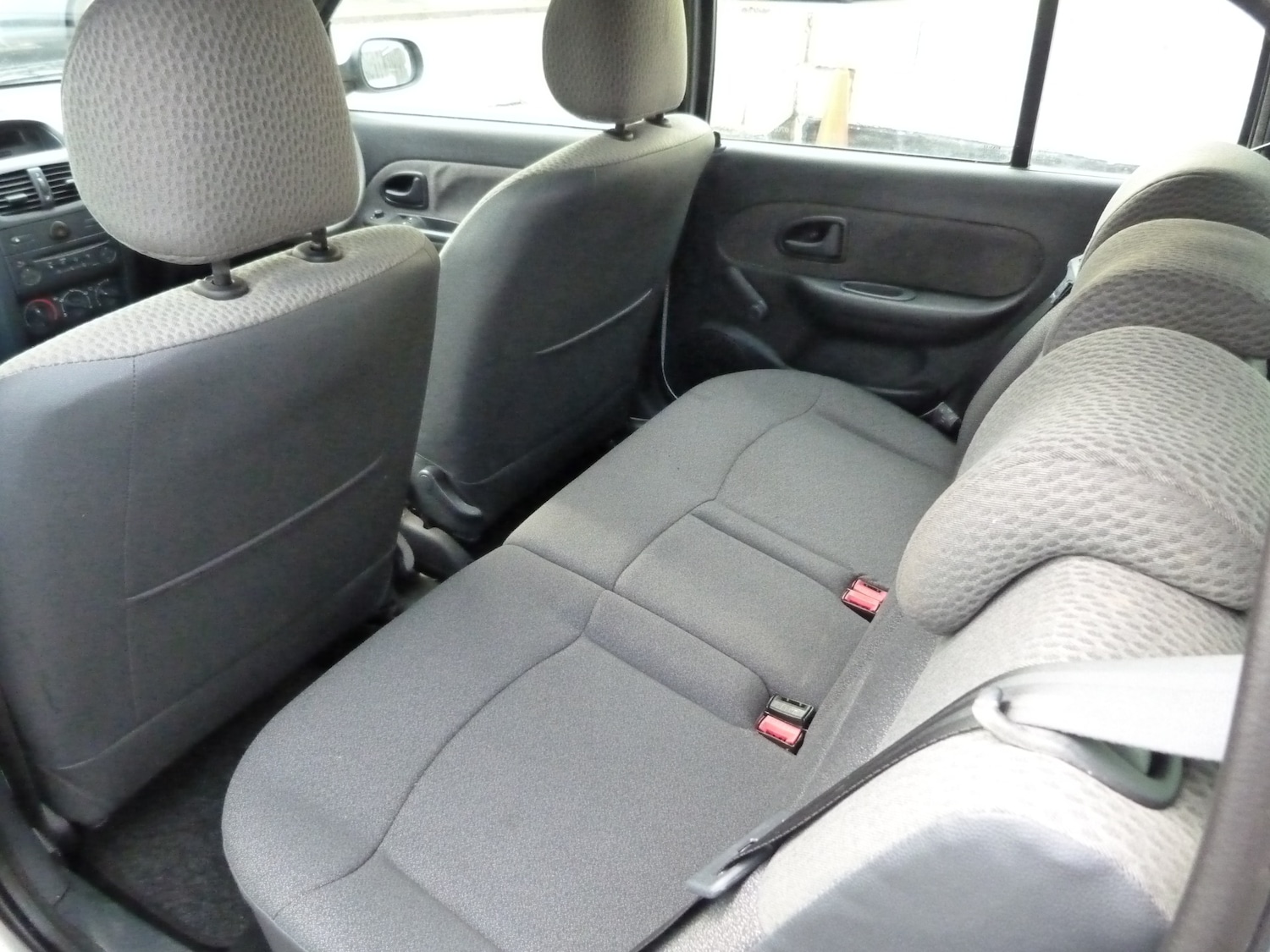 Used Renault Clio 2004 for sale - 77650466: Photo 10