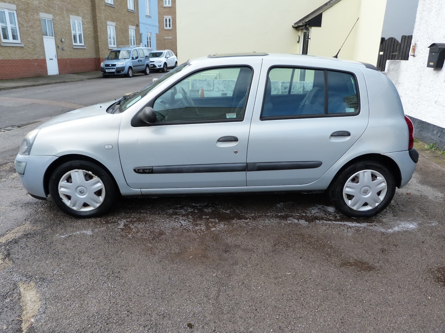 Used Renault Clio 2004 for sale - 77650466: Photo 5