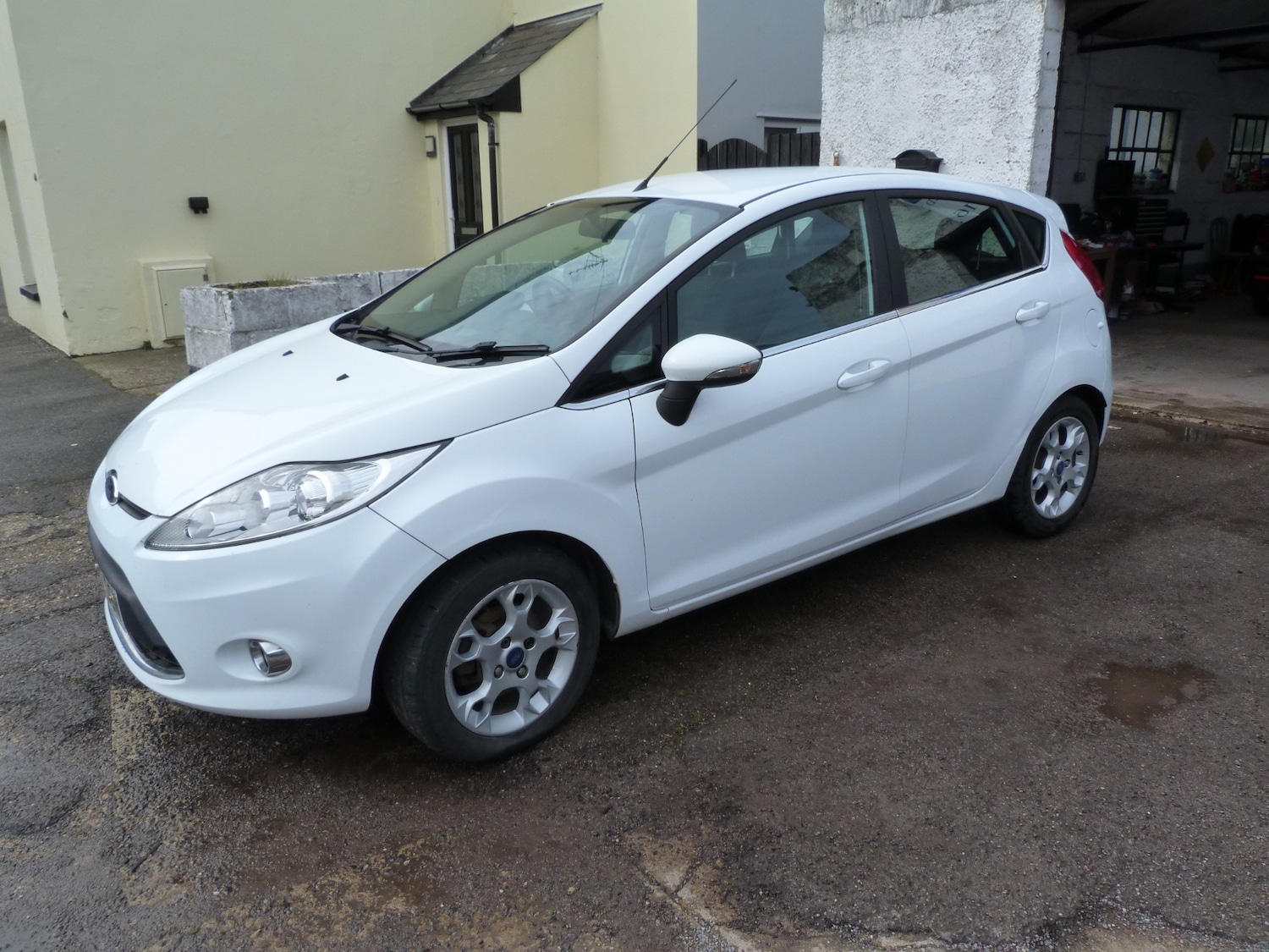 Used Ford Fiesta 2012 for sale - 77902615: Photo 1
