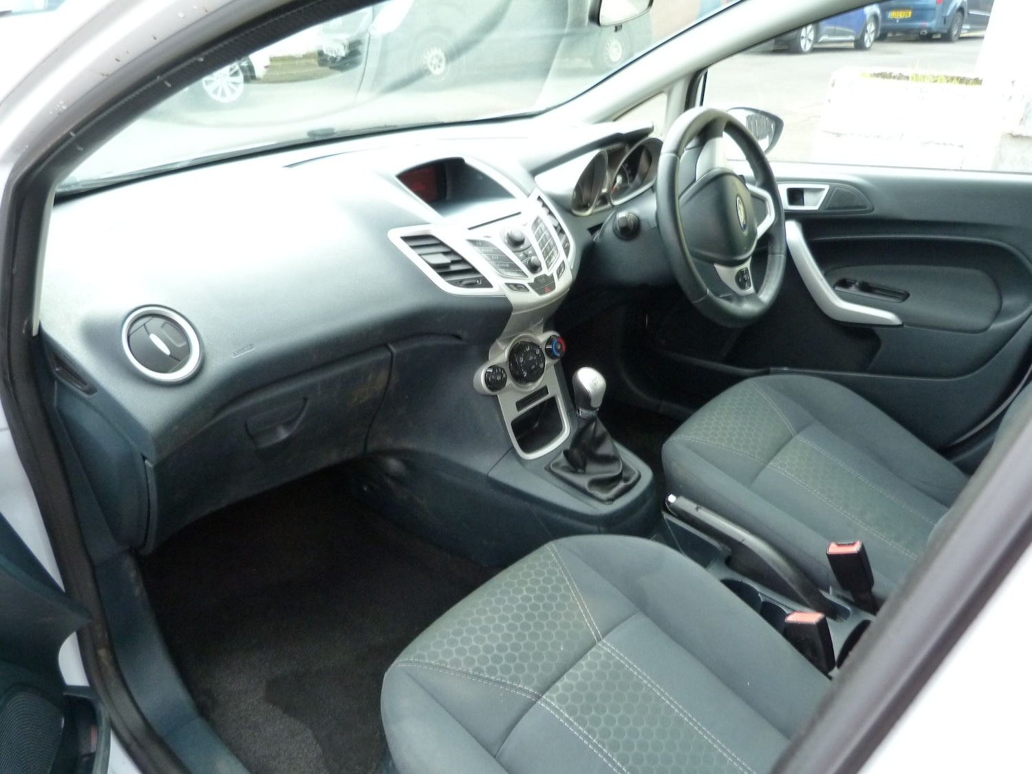 Used Ford Fiesta 2012 for sale - 77902615: Photo 8