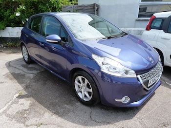 Used Peugeot 208 2013 for sale - 78950695: Photo