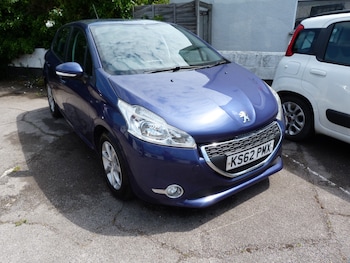 Used Peugeot 208 2013 for sale - 78950695: Photo
