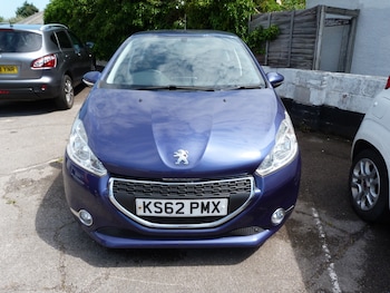 Used Peugeot 208 2013 for sale - 78950695: Photo