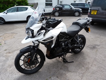Used Triumph LAUNCH 2015 for sale - bike-78745416: Photo