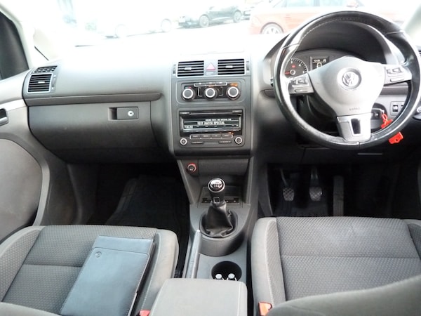 Used Volkswagen Touran 2015 for sale - 76320593: Photo 11
