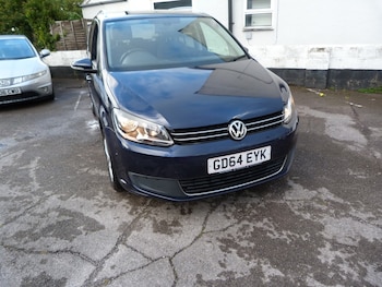 Used Volkswagen Touran 2015 for sale - 76320593: Photo 2