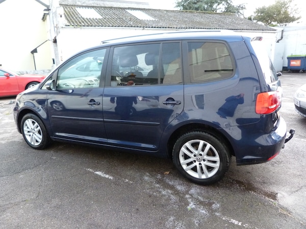Used Volkswagen Touran 2015 for sale - 76320593: Photo 6