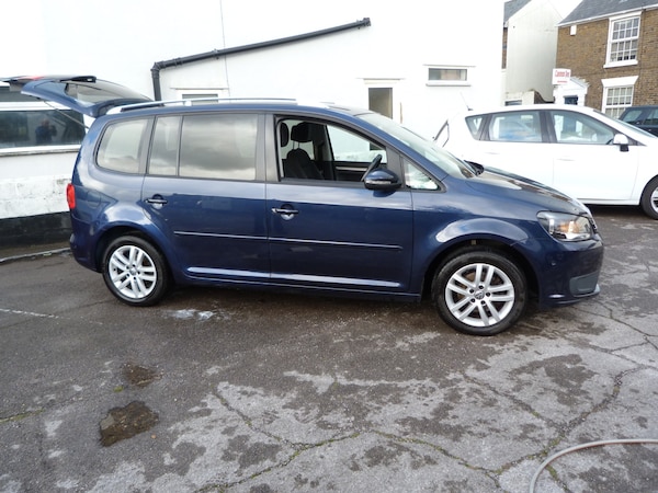 Used Volkswagen Touran 2015 for sale - 76320593: Photo 9