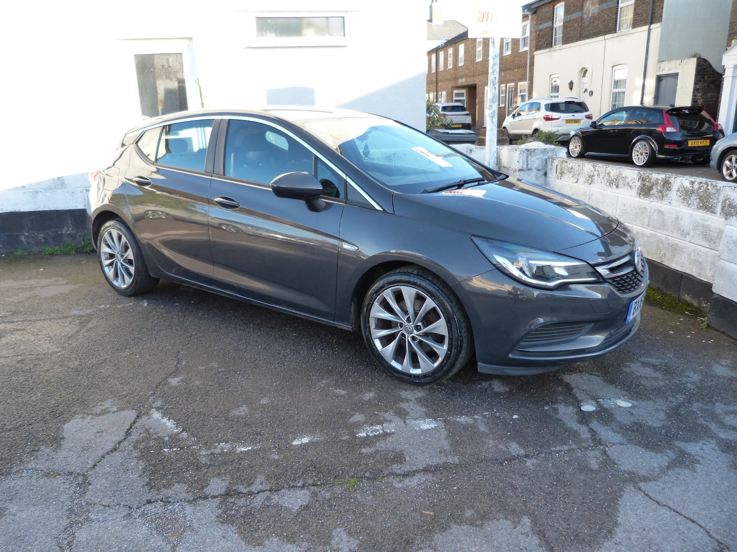 Used Vauxhall Astra 2016 for sale - 76555276: Photo 1