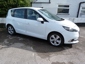 2013 - 1.5 dCi Dynamique TomTom 5dr