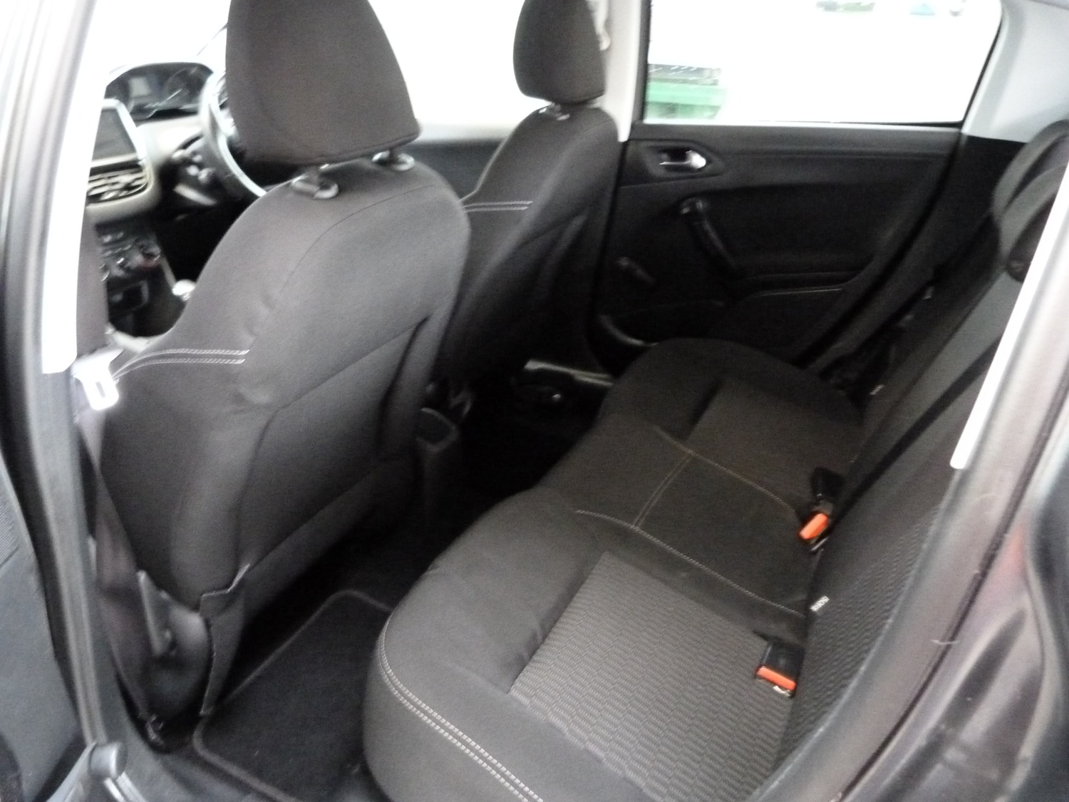 Used Peugeot 208 2016 for sale - 76450194: Photo 8