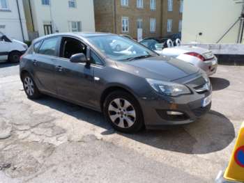 2014 (14) - 1.6 CDTi 16V ecoFLEX 136 Design 5dr