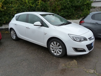 Used Vauxhall Astra 2013 for sale - 76450011: Photo