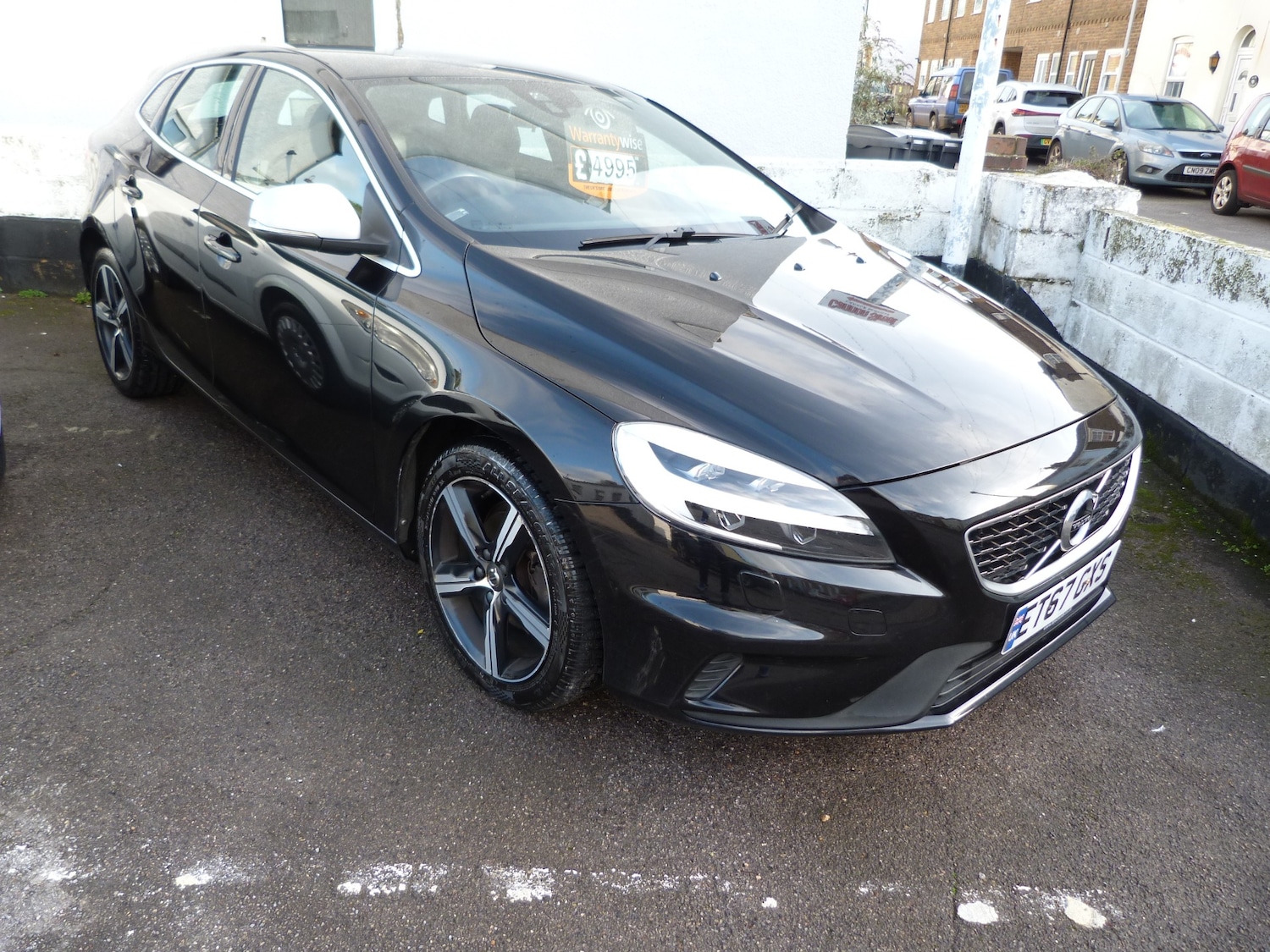 Used Volvo V40 2018 for sale - 77261312: Photo 10