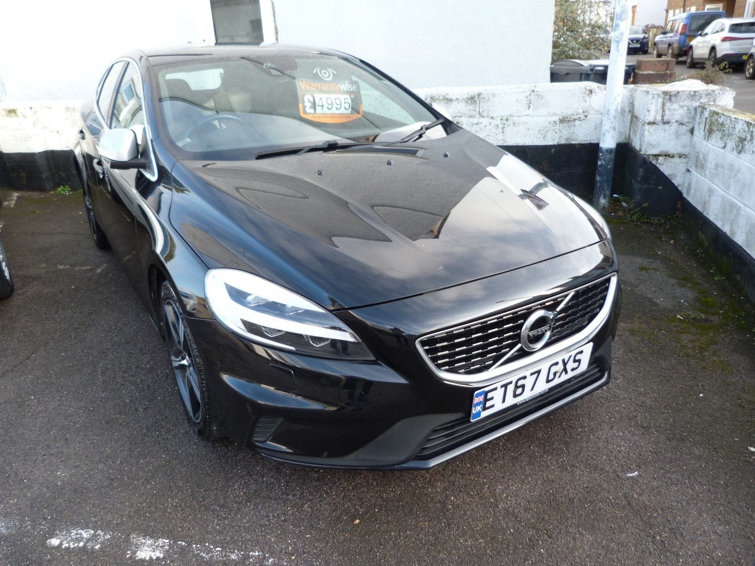 Used Volvo V40 2018 for sale - 77261312: Photo 2
