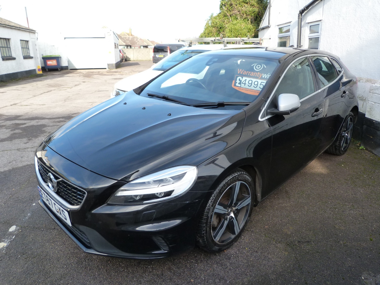 Used Volvo V40 2018 for sale - 77261312: Photo 4