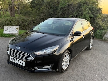 Used Ford Focus 2016 for sale - 78442333: Photo