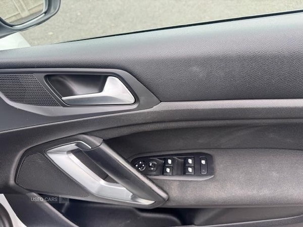 Used Peugeot 308 2016 for sale - 75508738: Photo 12