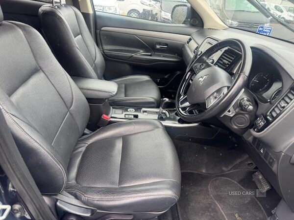 Used Mitsubishi Outlander for sale - 76123424: Photo 14