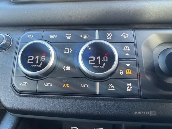 Used Land Rover Defender 2024 for sale - 76409886: Photo 18