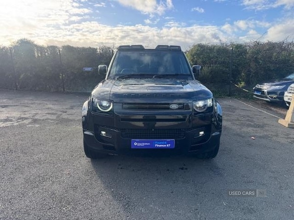 Used Land Rover Defender 2024 for sale - 76409886: Photo 3