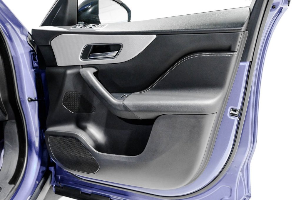 Used Jaguar F-Pace 2019 for sale - 76527257: Photo 15