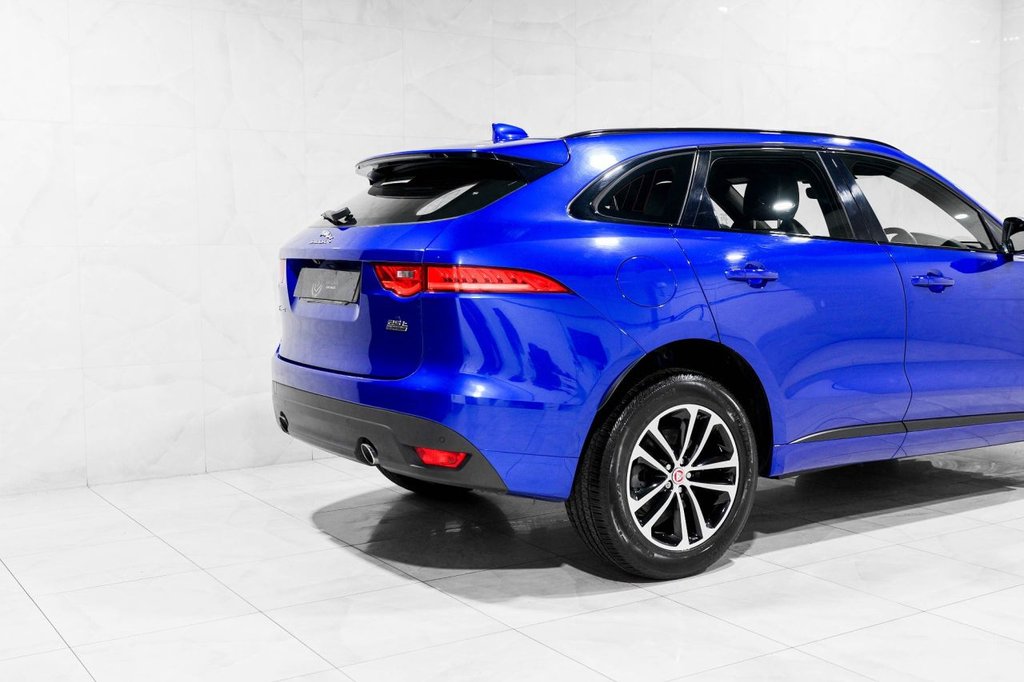 Used Jaguar F-Pace 2019 for sale - 76527257: Photo 4