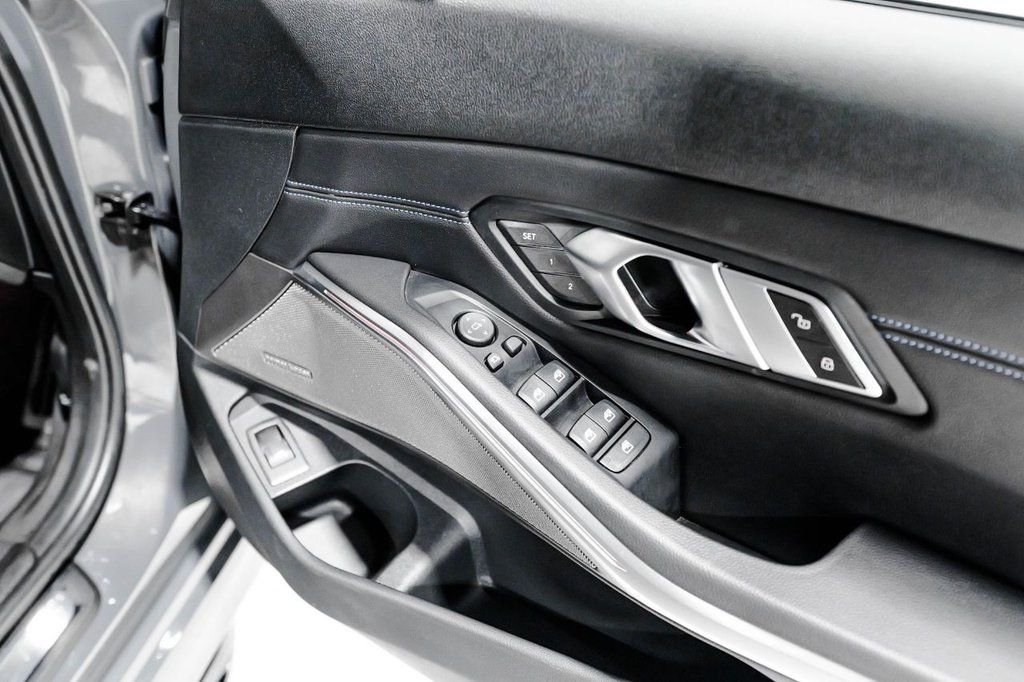 Used BMW 3 Series 2021 for sale - 76416948: Photo 32