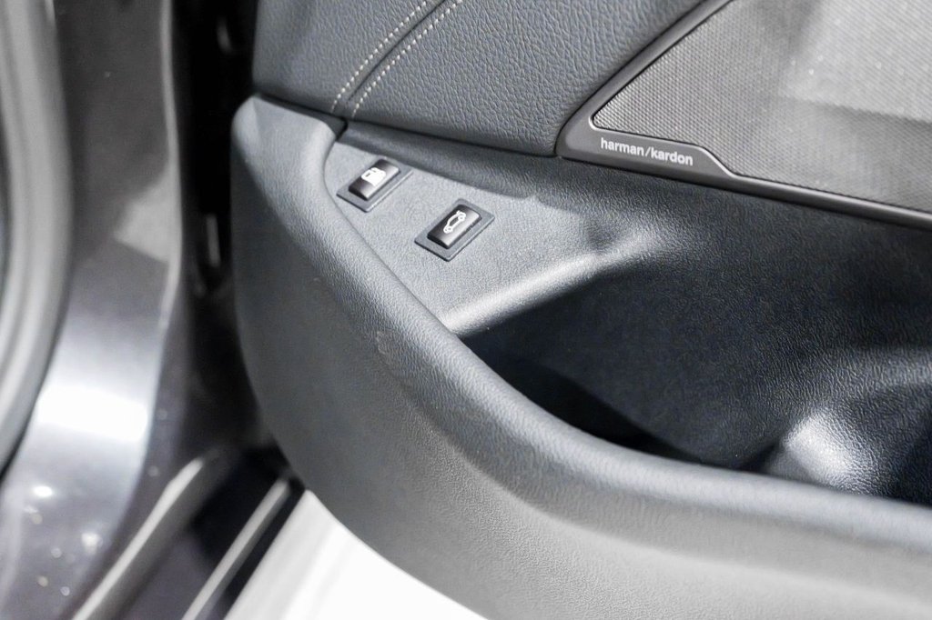 Used BMW 5 Series 2021 for sale - 76416937: Photo 32