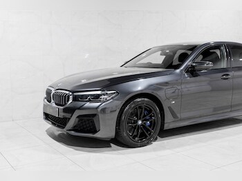 Used BMW 5 Series 2021 for sale - 76416937: Photo