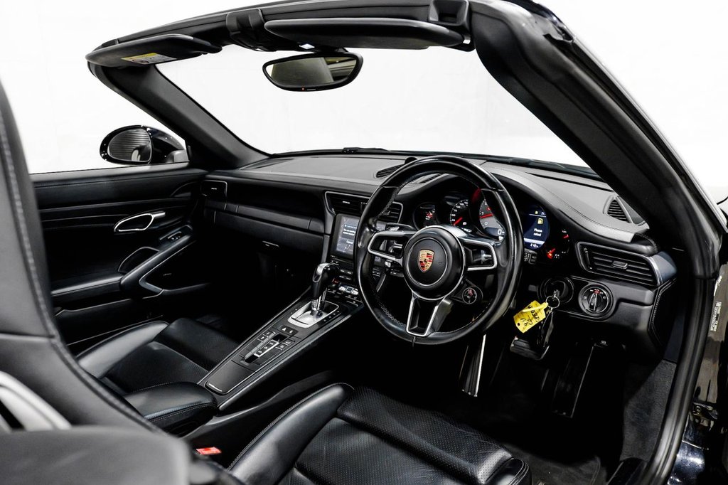 Used Porsche 911 2016 for sale - 76417025: Photo 3