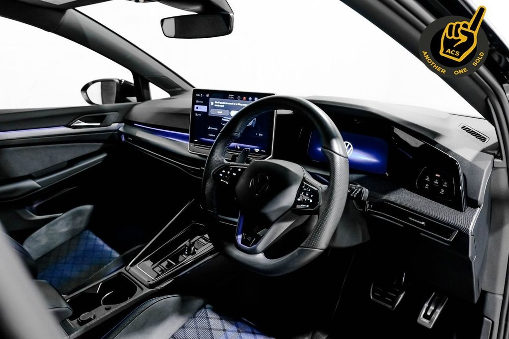 Used Volkswagen Golf 2024 for sale - 76416884: Photo 3