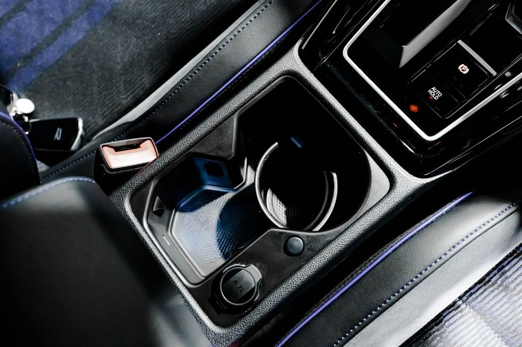 Used Volkswagen Golf 2024 for sale - 76416884: Photo 46