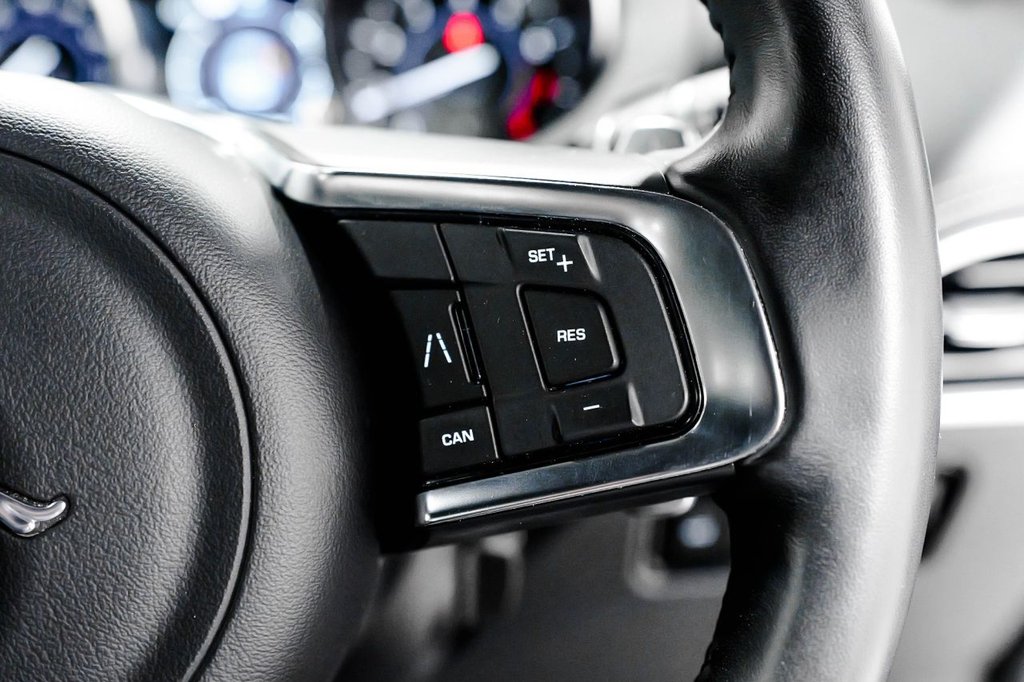 Used Jaguar F-Pace 2019 for sale - 76416982: Photo 24