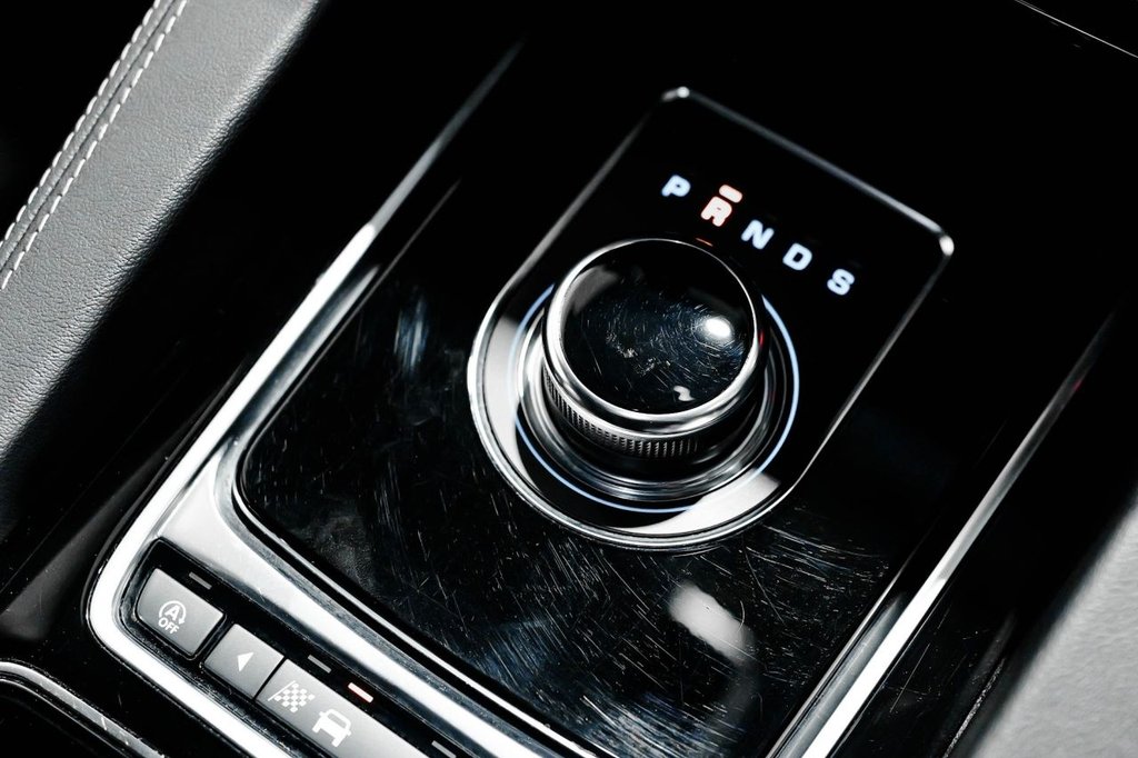 Used Jaguar F-Pace 2019 for sale - 76416982: Photo 29